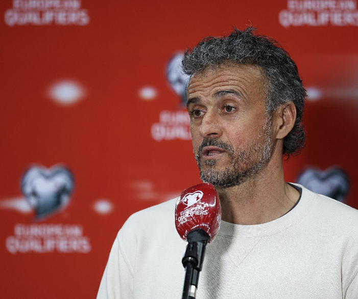 <a href='/news/tag/263.html' style='color: blue;'>法甲</a>第14輪：巴黎圣日耳曼失利，恩里克深度剖析賽況